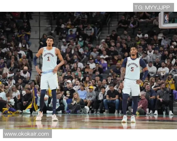 火箭与马刺04年对决回顾:经典时刻与传奇球员的巅峰对抗 火箭与马刺04年对决回顾:经典时刻与传奇球员的巅峰对抗